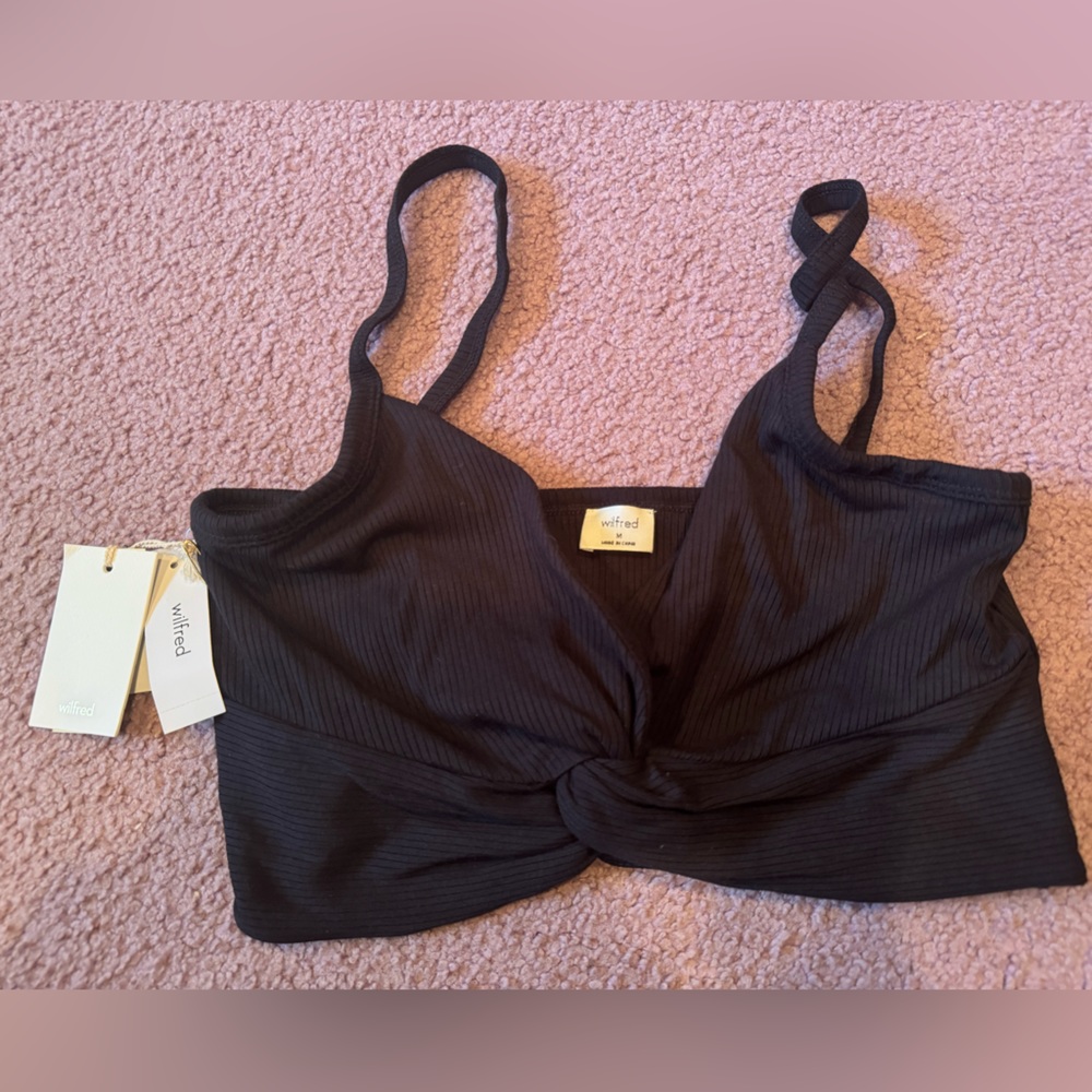 Aritzia Wilfred trendy black crop top! NEVER WORN - NWT